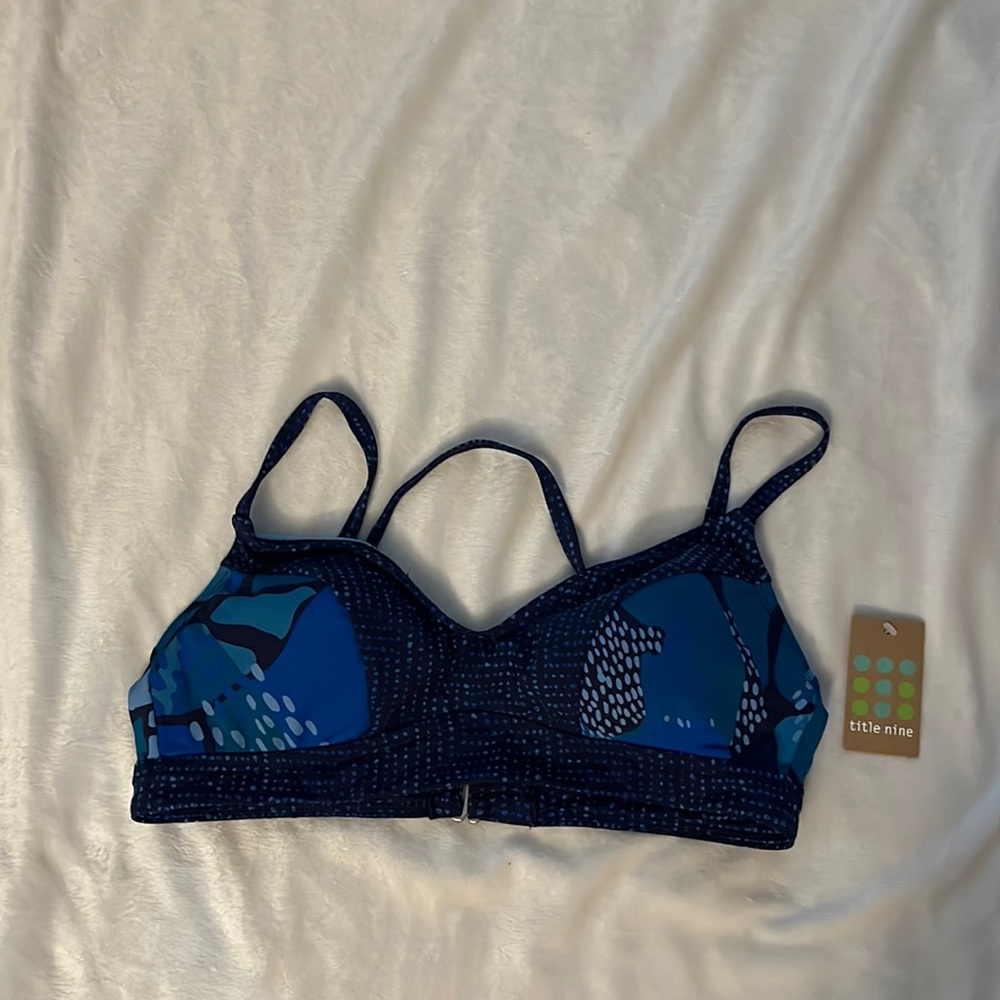 Title nine swim top